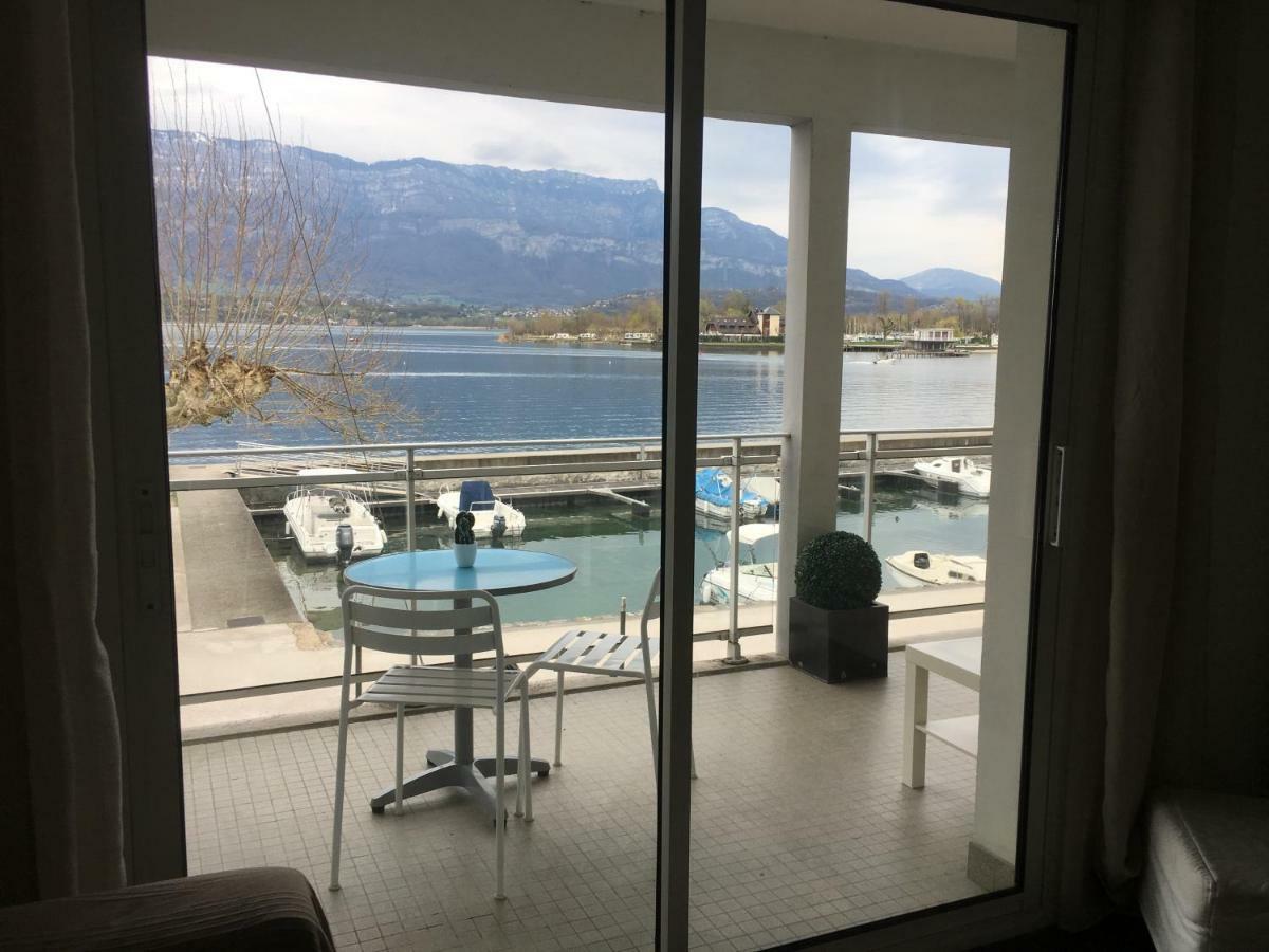 Pieds Dans L'Eau Au Lac Du Bourget Le Bourget-du-Lac Εξωτερικό φωτογραφία